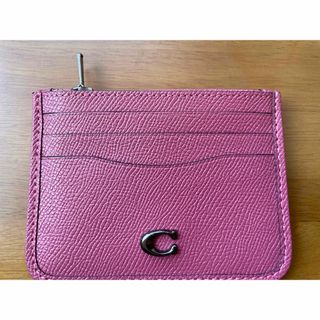 コーチ(COACH)のcoach カードケース　ピンク色(名刺入れ/定期入れ)