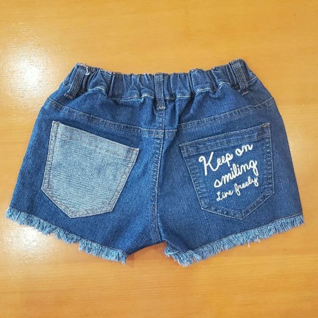 西松屋(ニシマツヤ)の【中古】西松屋　ショートパンツ　130 キッズ/ベビー/マタニティのキッズ服女の子用(90cm~)(パンツ/スパッツ)の商品写真