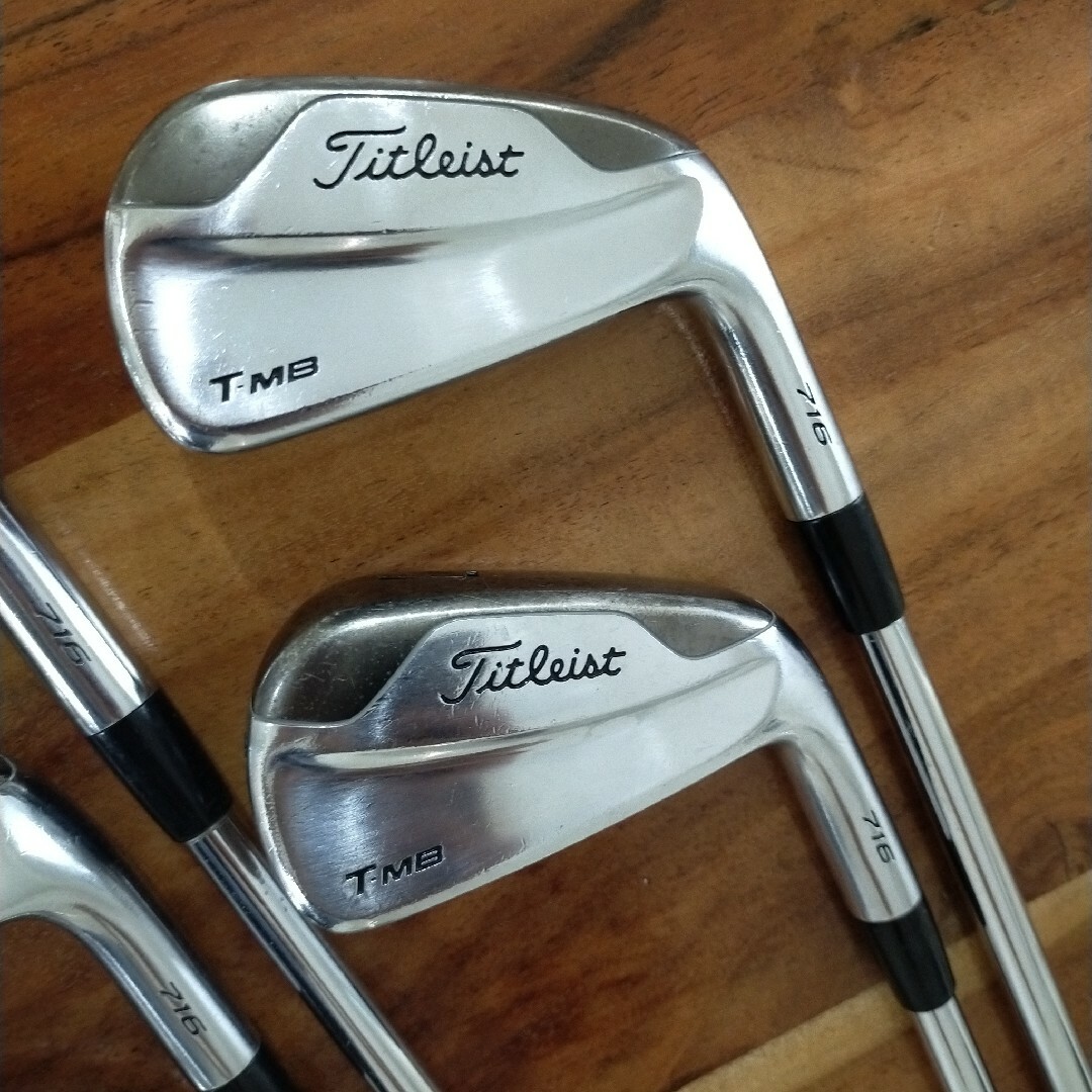 Titleist(タイトリスト)のマッスルバック風なのにやさしい飛び系アイアン☆人気の☆TMB☆アイアンセット スポーツ/アウトドアのゴルフ(クラブ)の商品写真