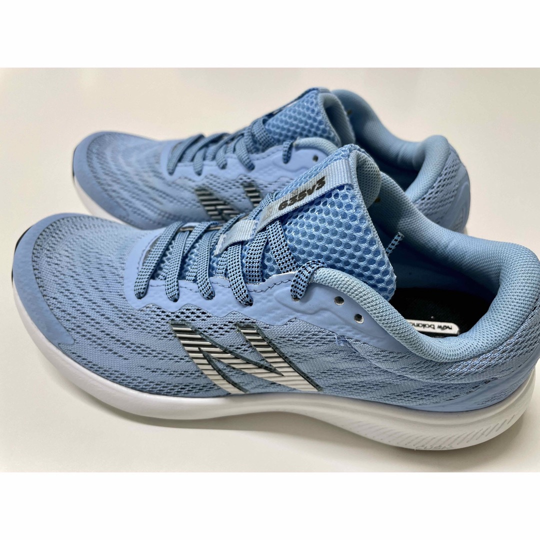 New Balance(ニューバランス)のNEWBALANCE軽量スニーカー635V3 23.5 レディース レディースの靴/シューズ(スニーカー)の商品写真