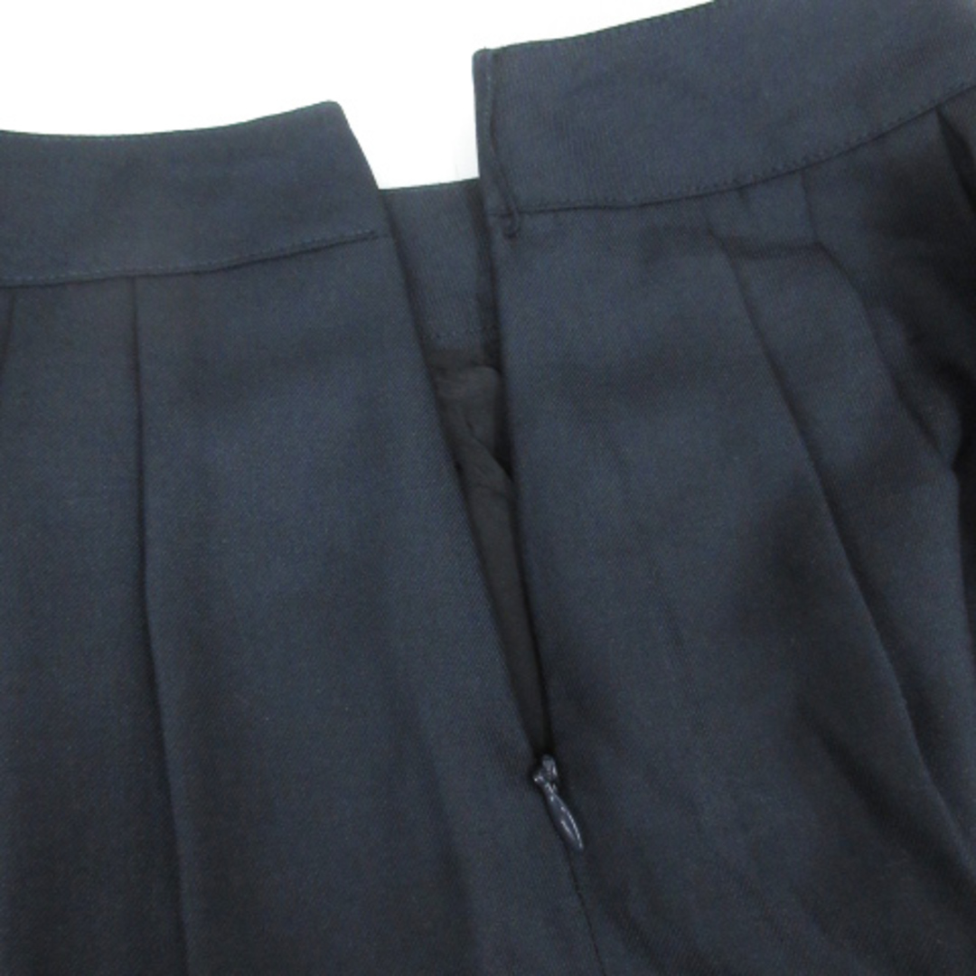 NATURAL BEAUTY(ナチュラルビューティー)のナチュラルビューティー フレアスカート ひざ丈 無地 38 紺 /FF35 レディースのスカート(ひざ丈スカート)の商品写真