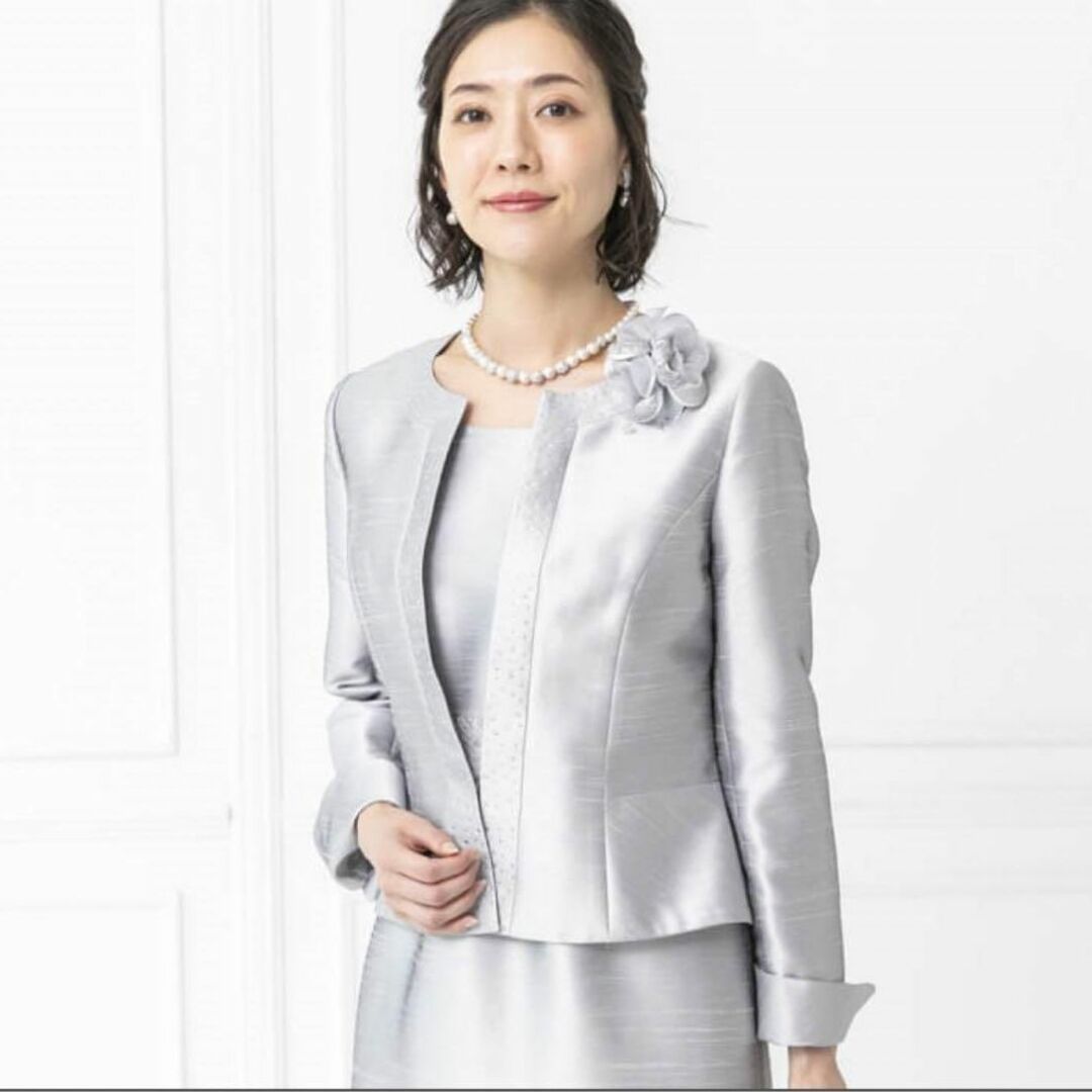 未使用に近い✨ SOIR DOLCE ストーンの光がポイントのジャケット 9号