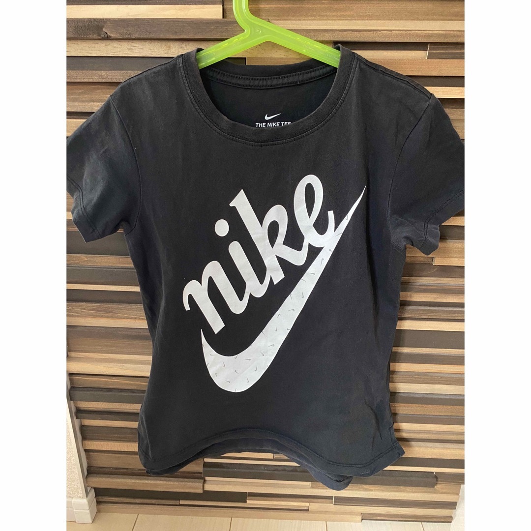 NIKE(ナイキ)のNIKE Tシャツ キッズ/ベビー/マタニティのキッズ服男の子用(90cm~)(Tシャツ/カットソー)の商品写真