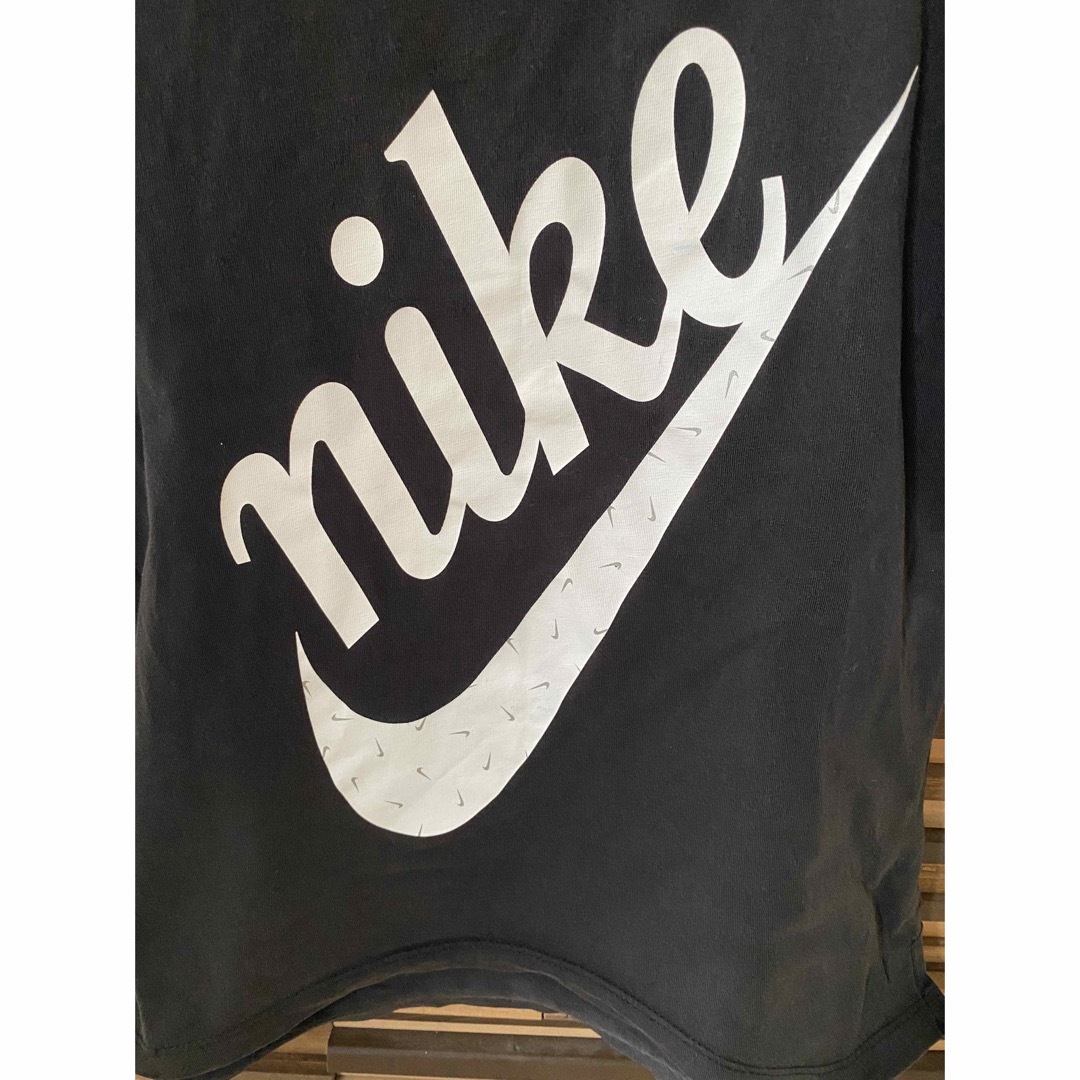NIKE(ナイキ)のNIKE Tシャツ キッズ/ベビー/マタニティのキッズ服男の子用(90cm~)(Tシャツ/カットソー)の商品写真
