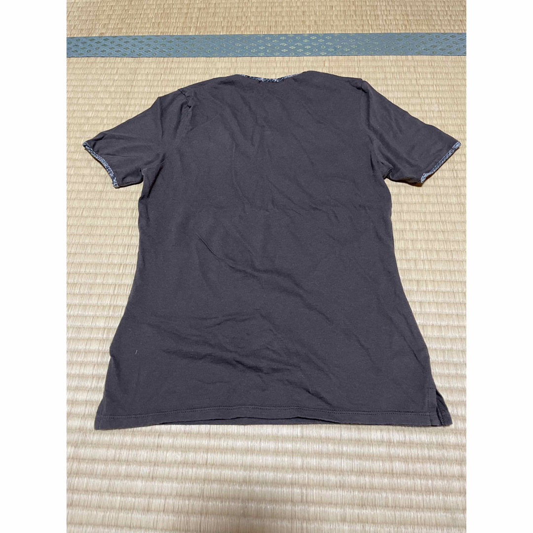 INED(イネド)のINED 半袖Tシャツ 綿100% 日本製 Ｖネック ラメ入りレディースサイズ2 レディースのトップス(Tシャツ(半袖/袖なし))の商品写真