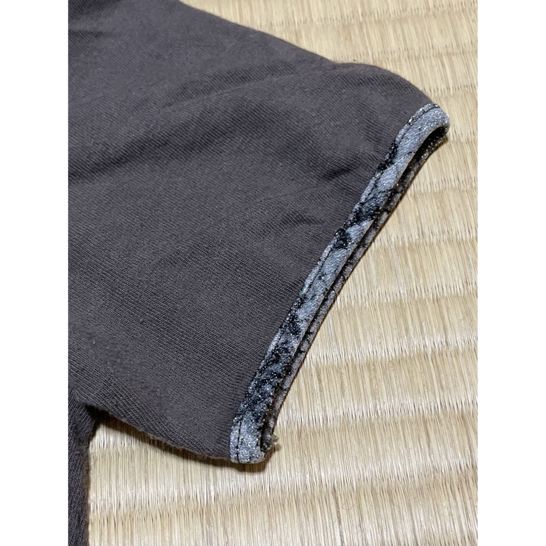 INED(イネド)のINED 半袖Tシャツ 綿100% 日本製 Ｖネック ラメ入りレディースサイズ2 レディースのトップス(Tシャツ(半袖/袖なし))の商品写真