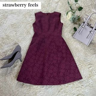 ストロベリーフィールズ(STRAWBERRY-FIELDS)のストロベリーフィールズ　花柄ラメ入りワンピース　ノースリーブ　ワインレッド(ひざ丈ワンピース)