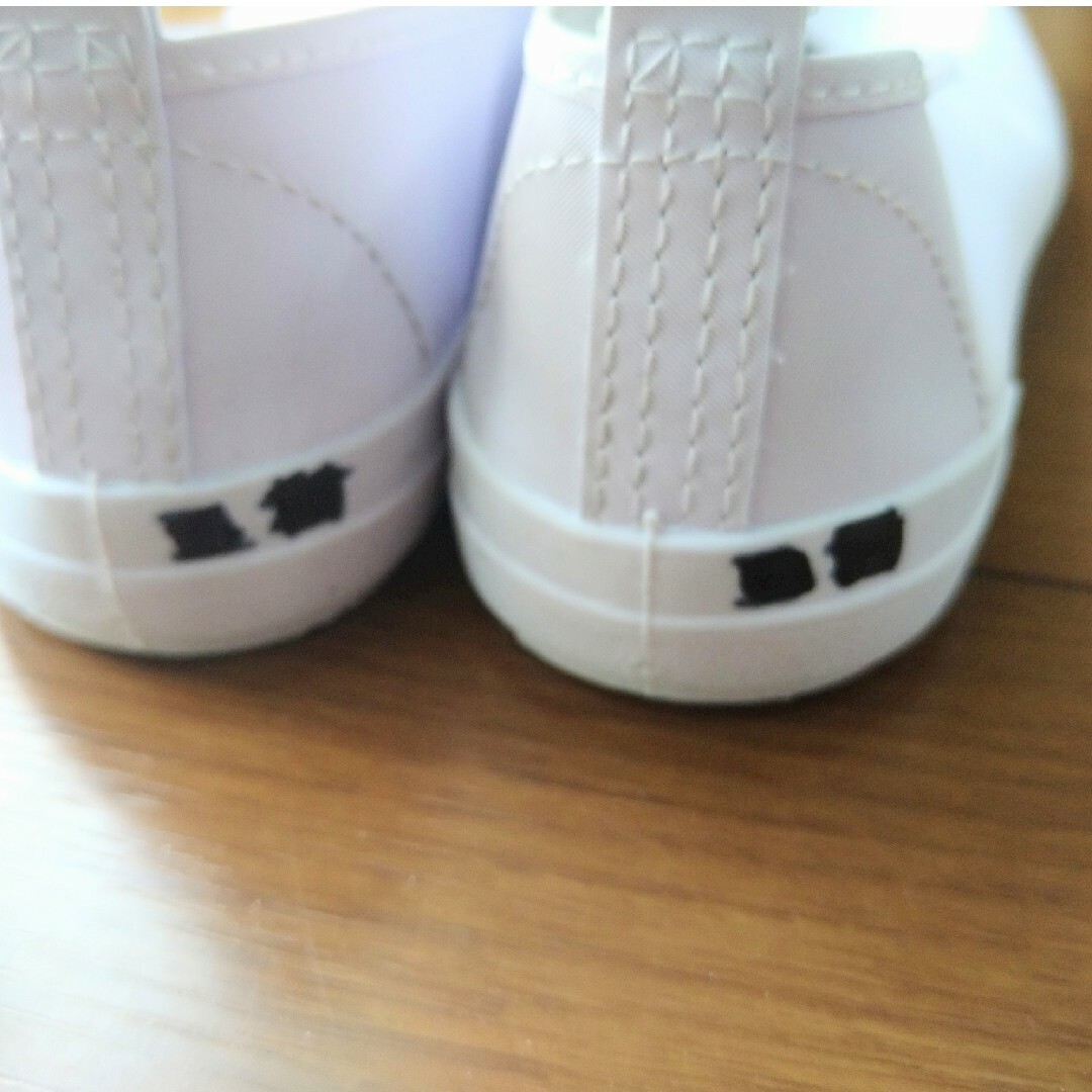 上靴 22cm バレーシューズ 白 キッズ/ベビー/マタニティのキッズ靴/シューズ(15cm~)(スクールシューズ/上履き)の商品写真