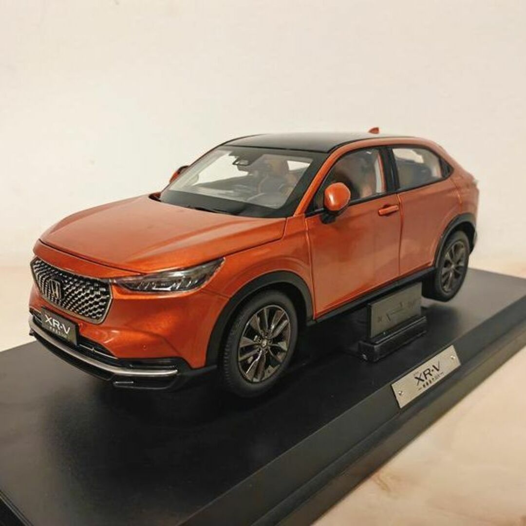 ミニカー 1/18 ホンダ XR-V SUV 2023 オレンジ