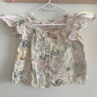 エイチアンドエム(H&M)のH&M フリルフラワートップス　花柄92 チュニック(Tシャツ/カットソー)