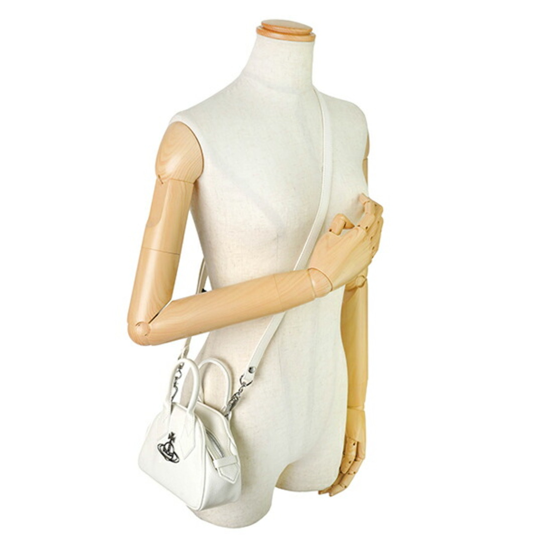新品 ヴィヴィアン ウエストウッド Vivienne Westwood ハンドバッグ ホワイト 新品 ヴィヴィアン ウエストウッド Vivienne Westwood ハンドバッグ ホワイト