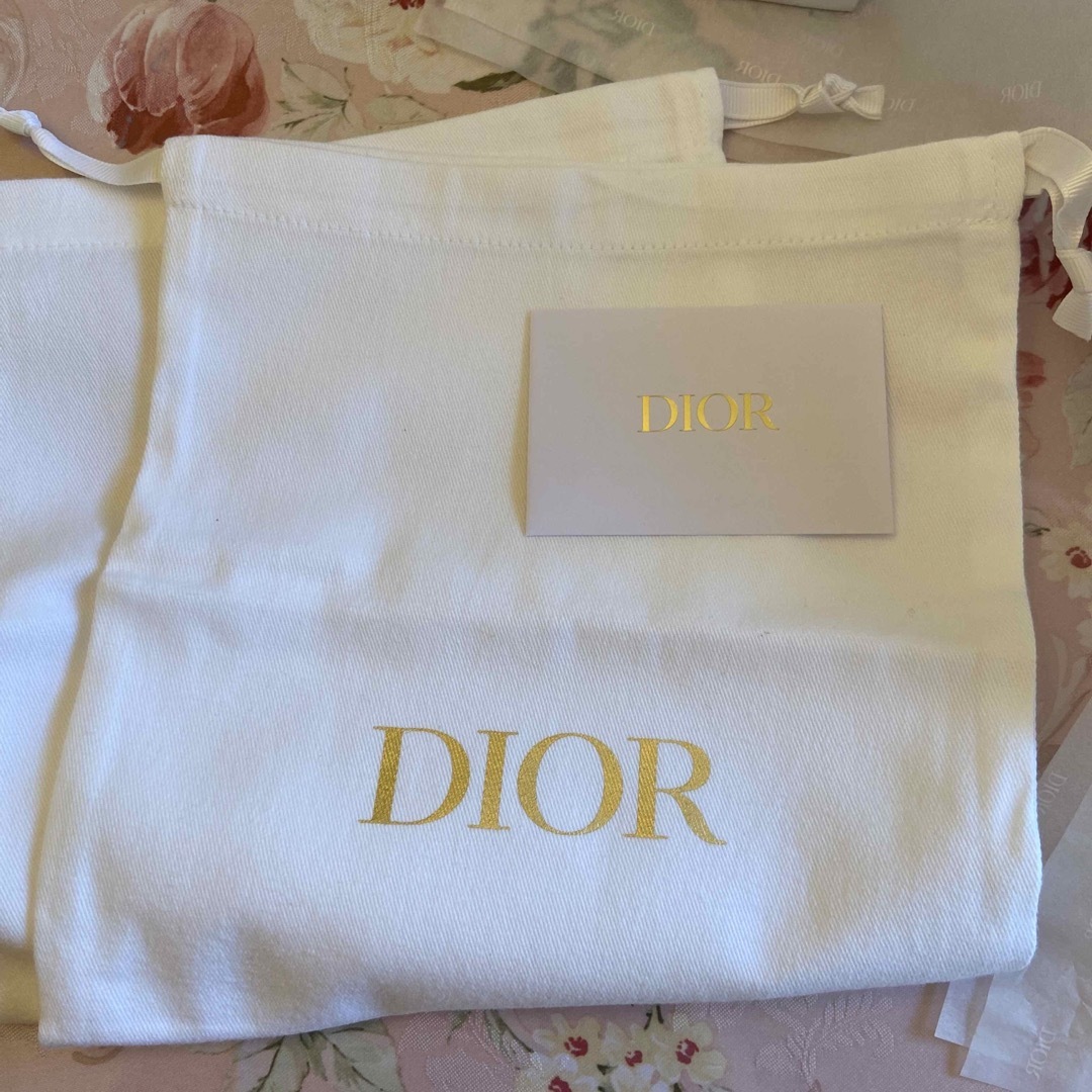 Dior(ディオール)のDior シューズBOX🩷ラッピング🩷巾着２枚シューズケース🩷スターチャーム付き レディースの靴/シューズ(サンダル)の商品写真