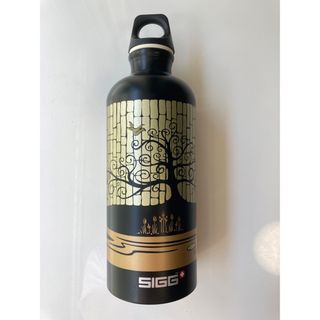 シグ(SIGG)の新品未使用品お値下げSIGG  アルミボトル スイス製 トラベラー0.6L (水筒)