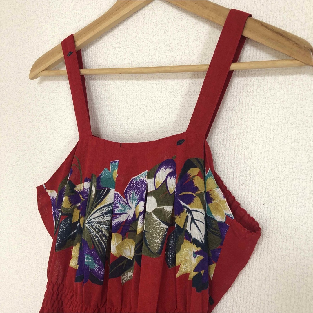  赤 レッド リゾート風 レトロ 花柄 ワンピース ドレス レディースのワンピース(ひざ丈ワンピース)の商品写真