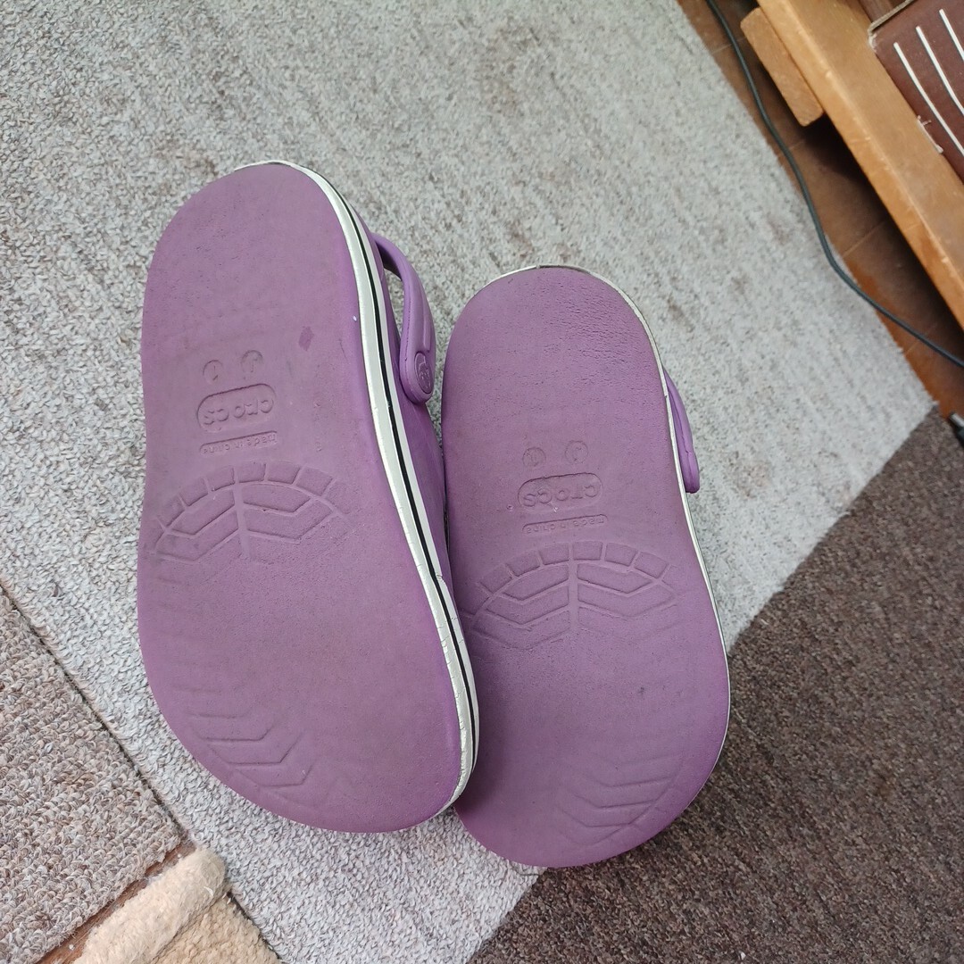 crocs(クロックス)のクロックス　J1　19cm キッズ/ベビー/マタニティのベビー靴/シューズ(~14cm)(サンダル)の商品写真