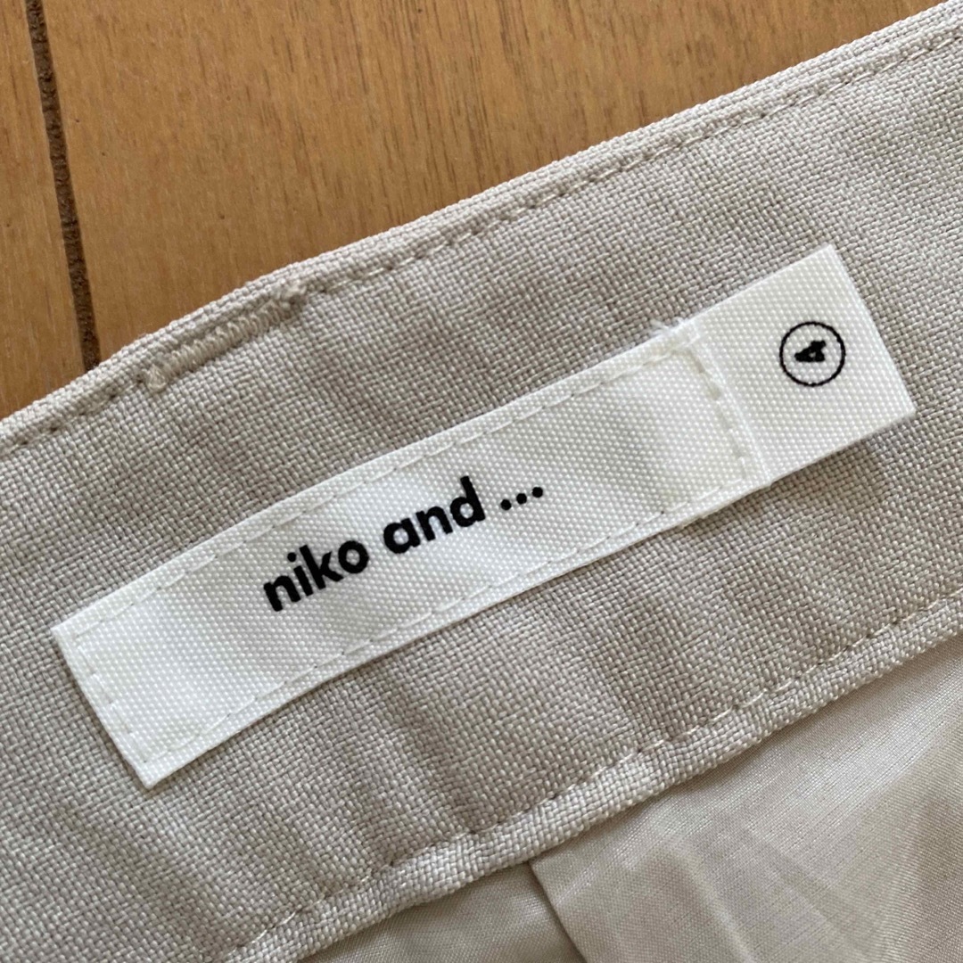 niko and...(ニコアンド)のniko and...　ワイドパンツ　未使用　ニコアンド　美品　リネン風 レディースのパンツ(カジュアルパンツ)の商品写真