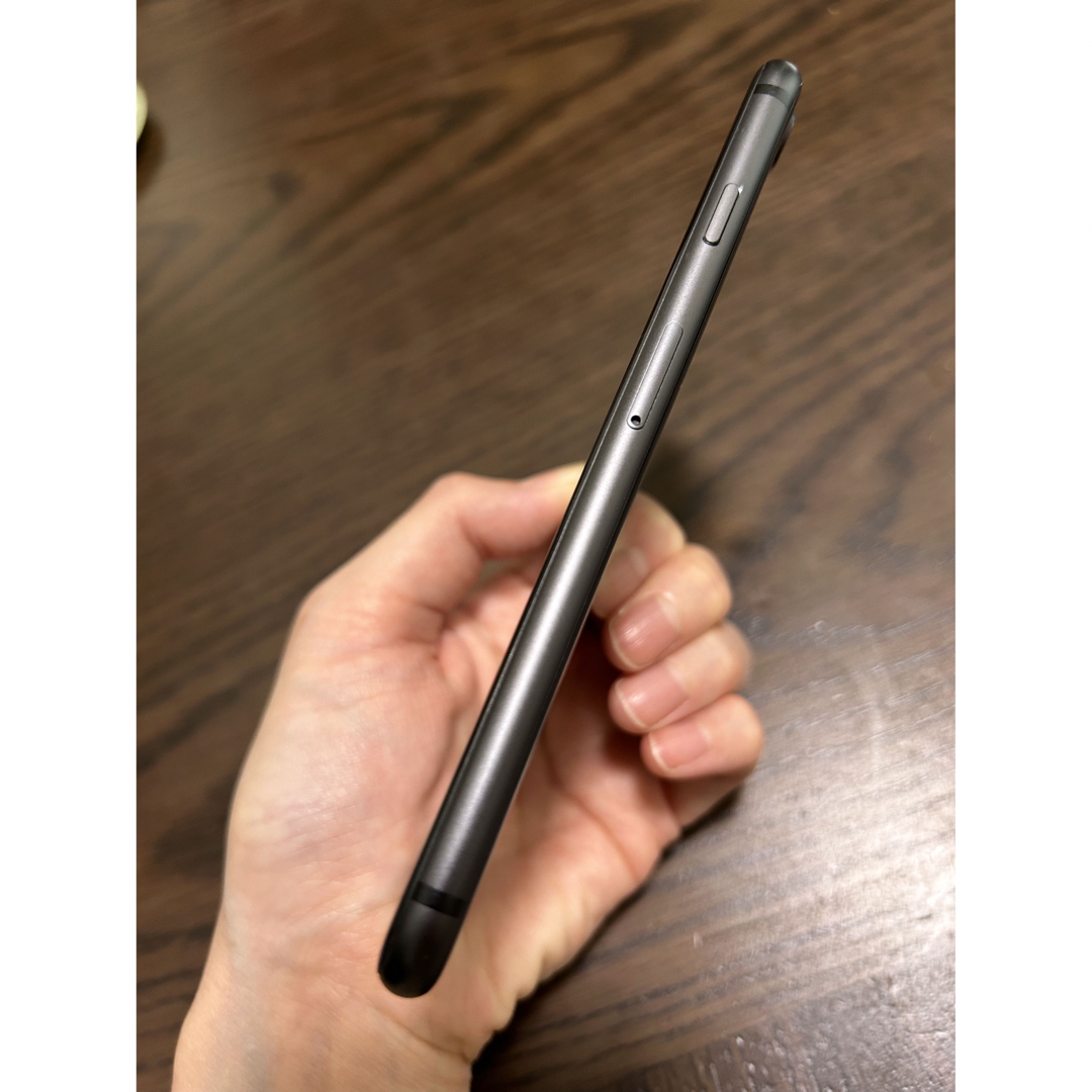 iPhone8 64GB スペースグレー SIMロック解除済み iPhone8 64GB スペースグレー SIMロック解除済み