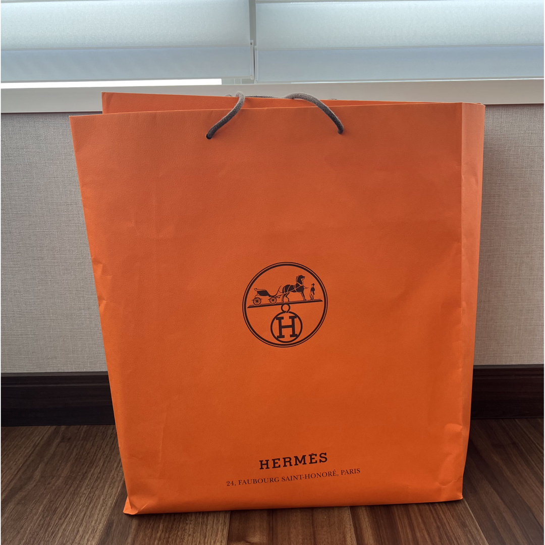 Hermes - 美品 エルメス紙袋 HERMES ショッパー 40枚 大量の通販 by ...