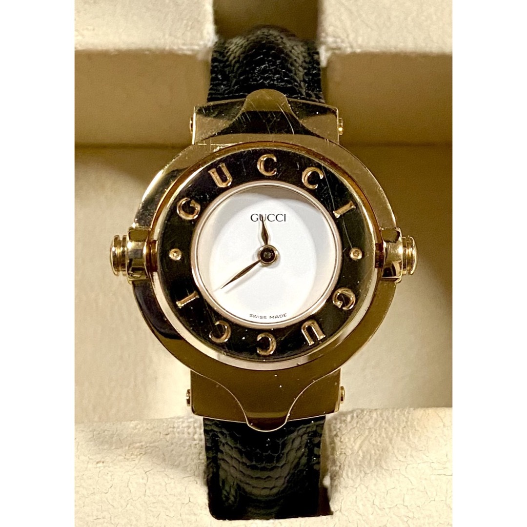 Gucci(グッチ)の【動作確認済】GUCCI リバーシブル バングルウォッチ GQ6600 箱付き  レディースのファッション小物(腕時計)の商品写真