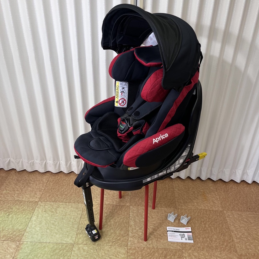 Aprica(アップリカ)のクリーニング済☆綺麗☆　新生児OK　アップリカ　フラディア　グロウ　ISOFIX キッズ/ベビー/マタニティの外出/移動用品(自動車用チャイルドシート本体)の商品写真