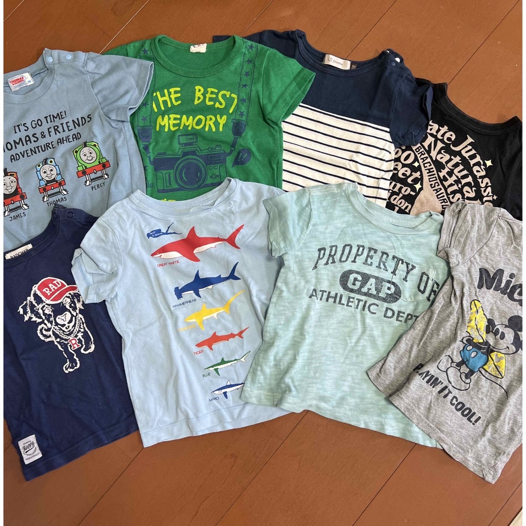 babyGAP(ベビーギャップ)の男の子90サイズ夏服まとめ売り キッズ/ベビー/マタニティのキッズ服男の子用(90cm~)(Tシャツ/カットソー)の商品写真