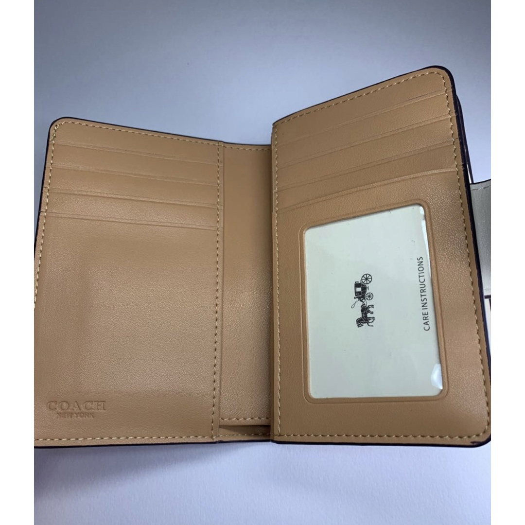 お気に入り ❤︎新品・未使用❤︎ COACH 二つ折り財布 シグネチャー