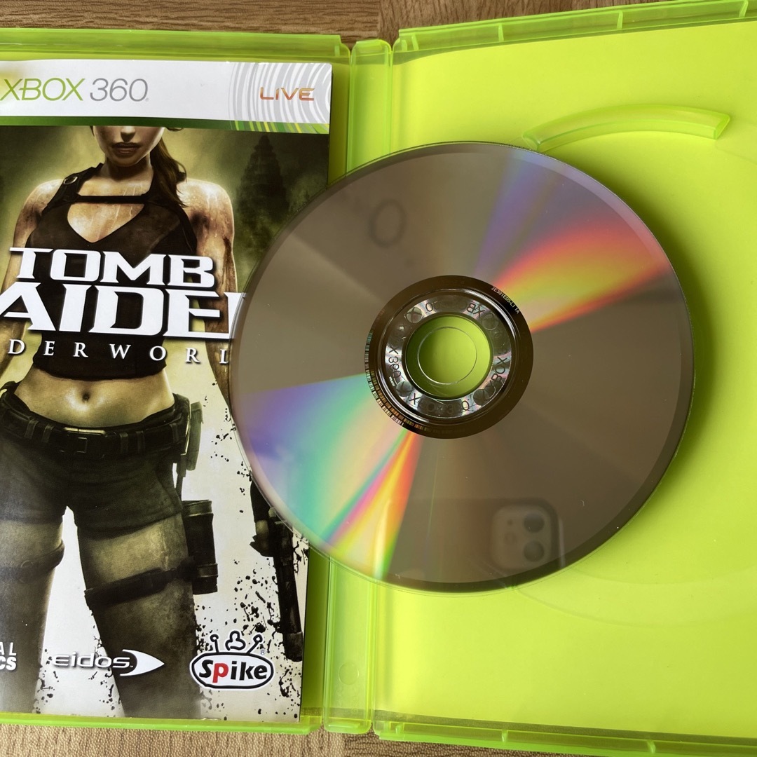 Xbox360(エックスボックス360)のTOMB RAIDER： UNDERWORLD（トゥームレイダー： アンダーワー エンタメ/ホビーのゲームソフト/ゲーム機本体(家庭用ゲームソフト)の商品写真