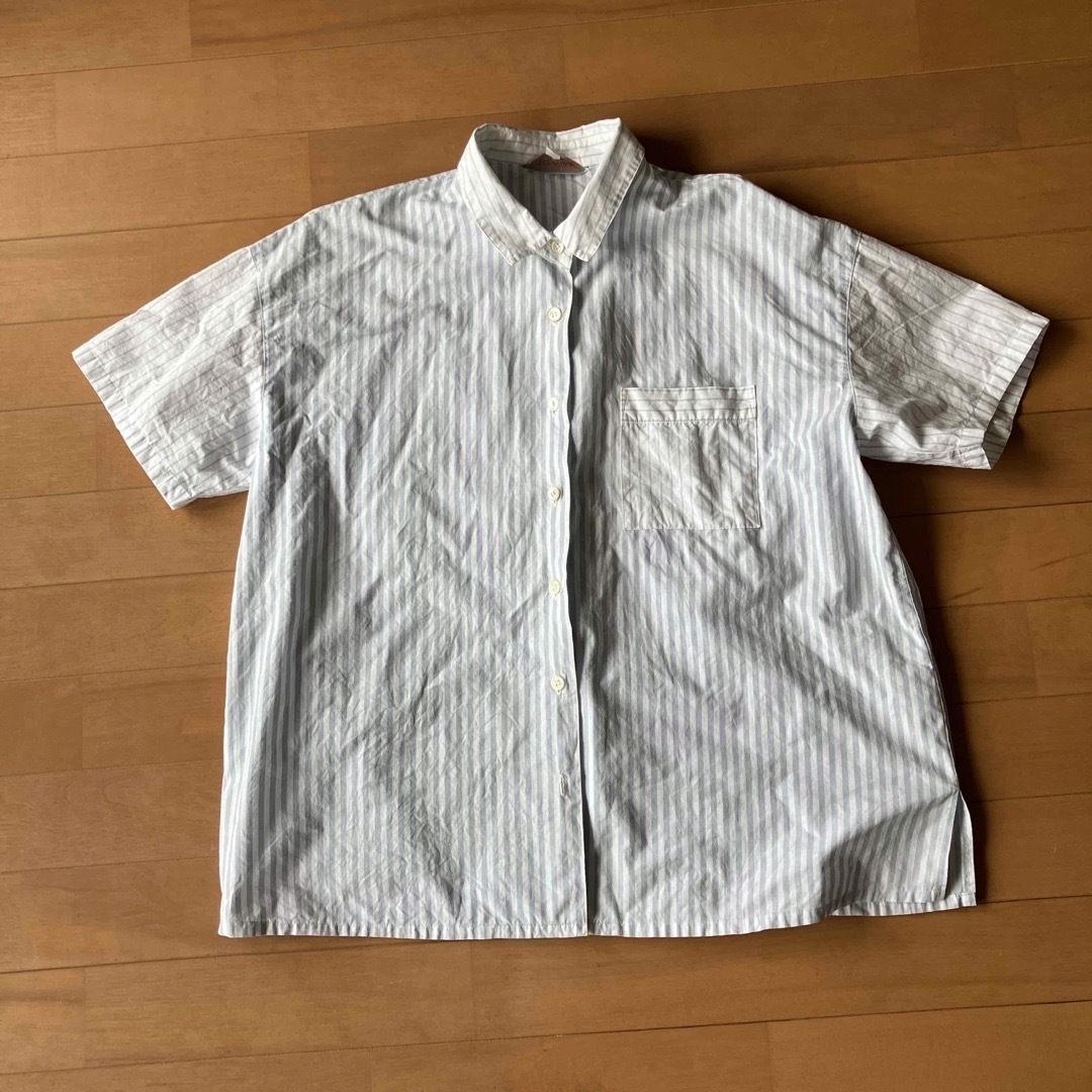 アポロガイスト様専用　半袖シャツ　2枚 レディースのトップス(シャツ/ブラウス(半袖/袖なし))の商品写真