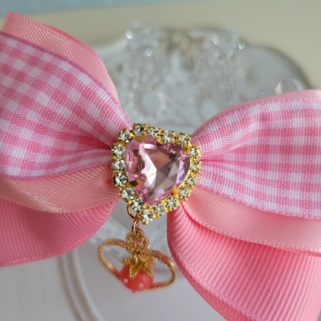 SALE】いちごハートなヘアクリップ リボン姫系 地雷系 量産型 SALE】いちごハートなヘアクリップ リボン姫系 地雷系 量産型