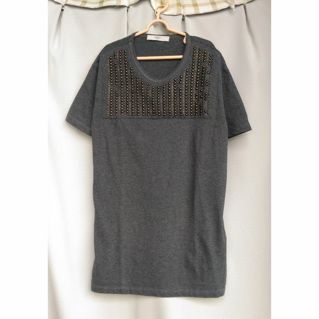 PRADA(プラダ)のプラダ　カットソー　美品　訳あり レディースのトップス(Tシャツ(半袖/袖なし))の商品写真