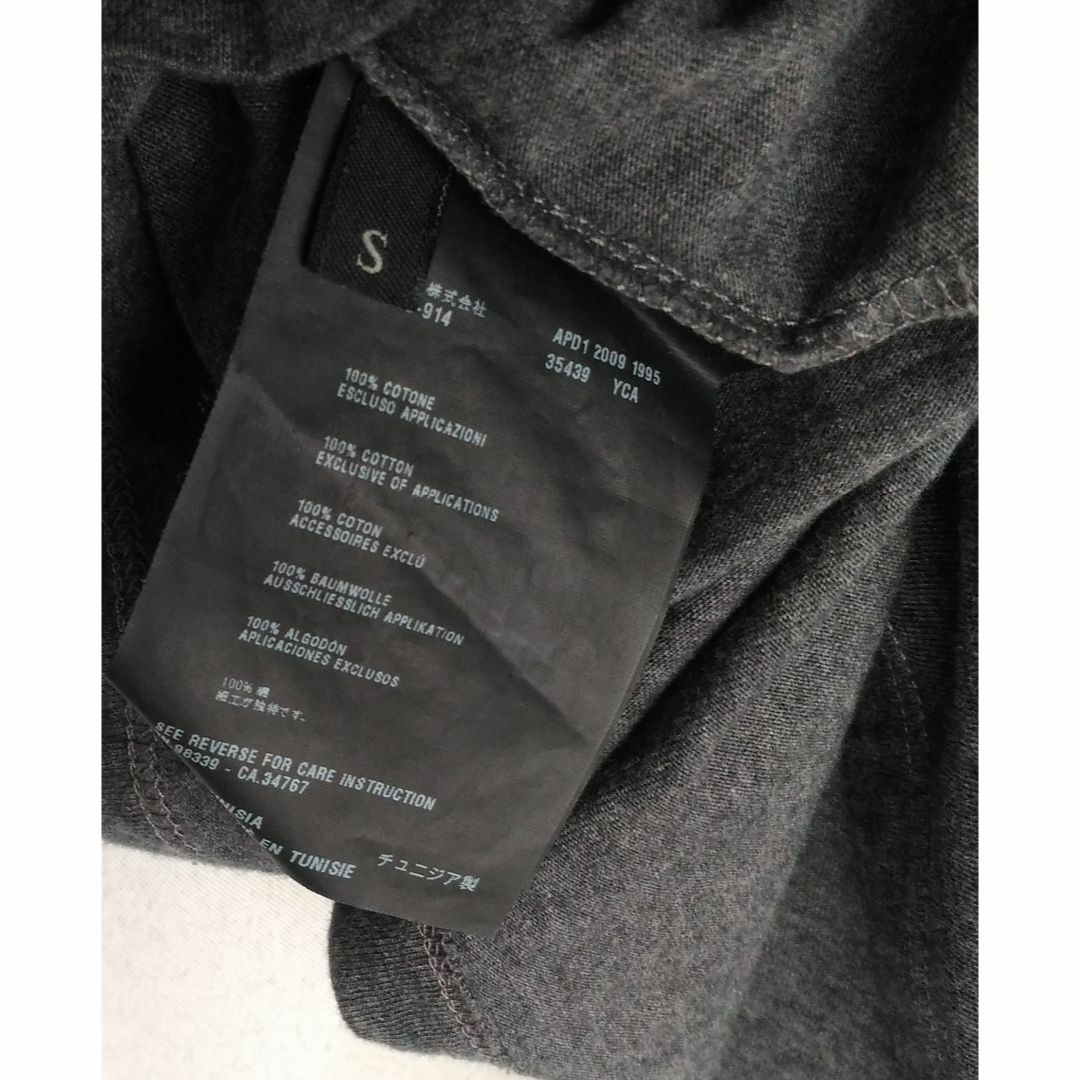 PRADA(プラダ)のプラダ　カットソー　美品　訳あり レディースのトップス(Tシャツ(半袖/袖なし))の商品写真