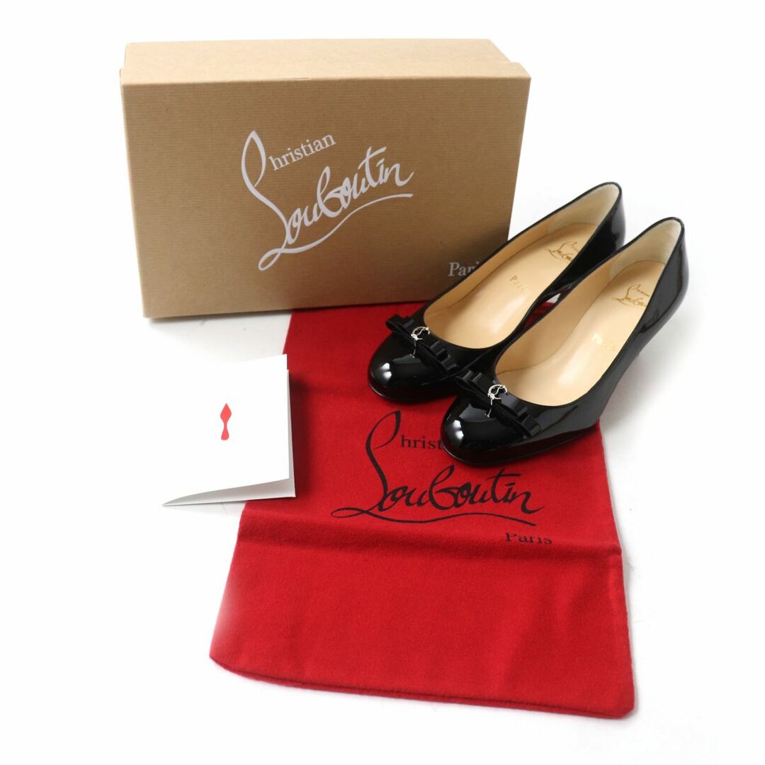 Christian Louboutin(クリスチャンルブタン)の未使用品★クリスチャンルブタン MARCIA NODO 55 リボン・ロゴ金具付 パテントレザー ラウンドトゥ パンプス 黒 36 1/2 伊製 箱・保存袋 レディースの靴/シューズ(ハイヒール/パンプス)の商品写真