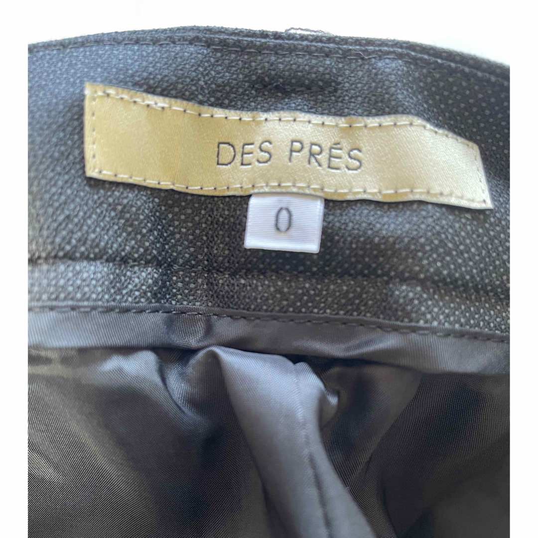 DES PRES(デプレ)のTOMORROWLAND  デプレ DES PRES 織パンツ 黒 レディースのパンツ(クロップドパンツ)の商品写真