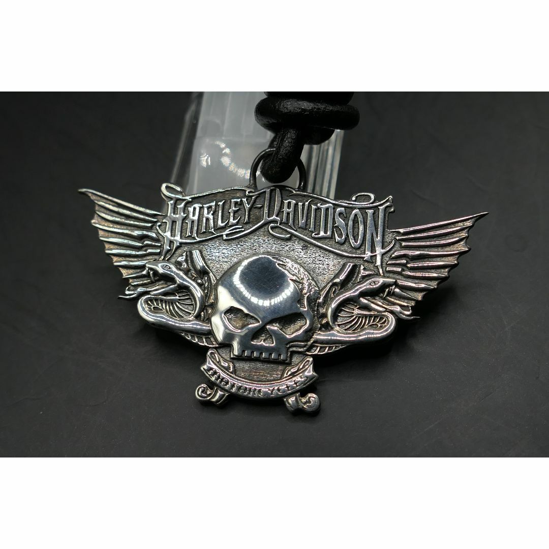 Harley Davidson(ハーレーダビッドソン)の未使用　ハーレーダビッドソン　スカルウイング　ネックレス　レザーコード　バイカー メンズのアクセサリー(ネックレス)の商品写真