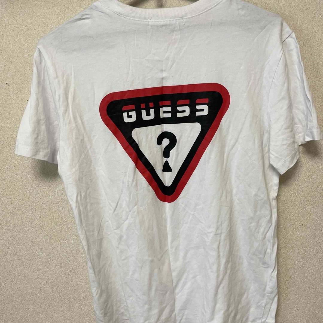 GUESS(ゲス)のGUSSゲスシャツ レディースのトップス(Tシャツ(半袖/袖なし))の商品写真