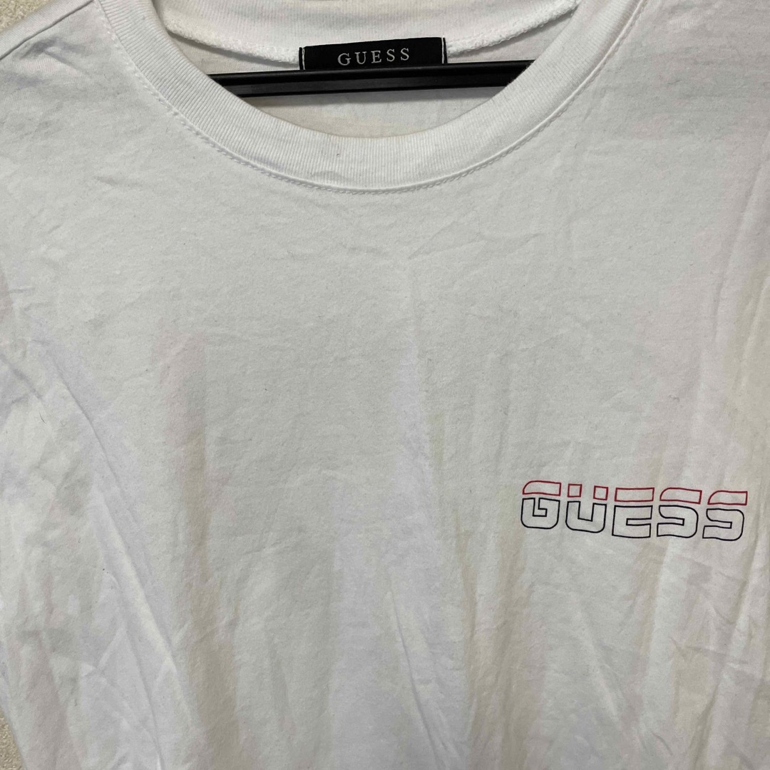 GUESS(ゲス)のGUSSゲスシャツ レディースのトップス(Tシャツ(半袖/袖なし))の商品写真