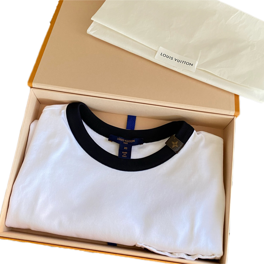 LOUIS VUITTON - 【 LOUIS VUITTON 】Tシャツ ホワイト ビジュー