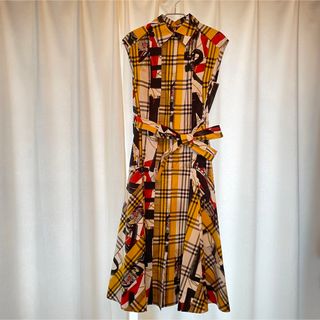 バーバリー(BURBERRY)の【美品】Burberry ワンピース ロゴプリント(ロングワンピース/マキシワンピース)