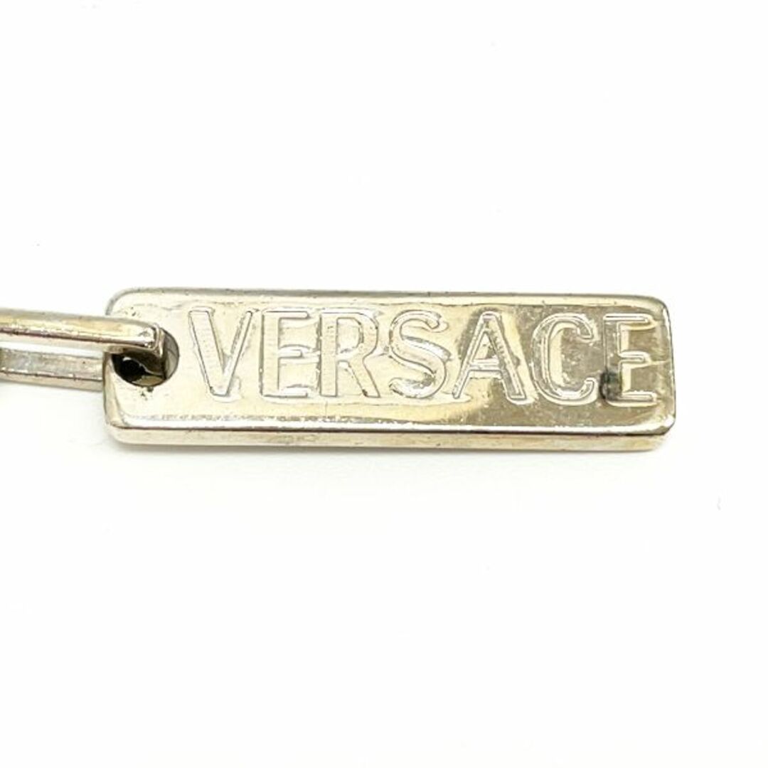VERSACE(ヴェルサーチ)のVERSACE ヴィンテージ Vモチーフ ベルト メタル レディースのファッション小物(ベルト)の商品写真