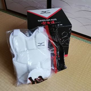 ミズノ(MIZUNO)の全日本空手道連盟検定品　寸止め用メンホー&プロテクター(相撲/武道)