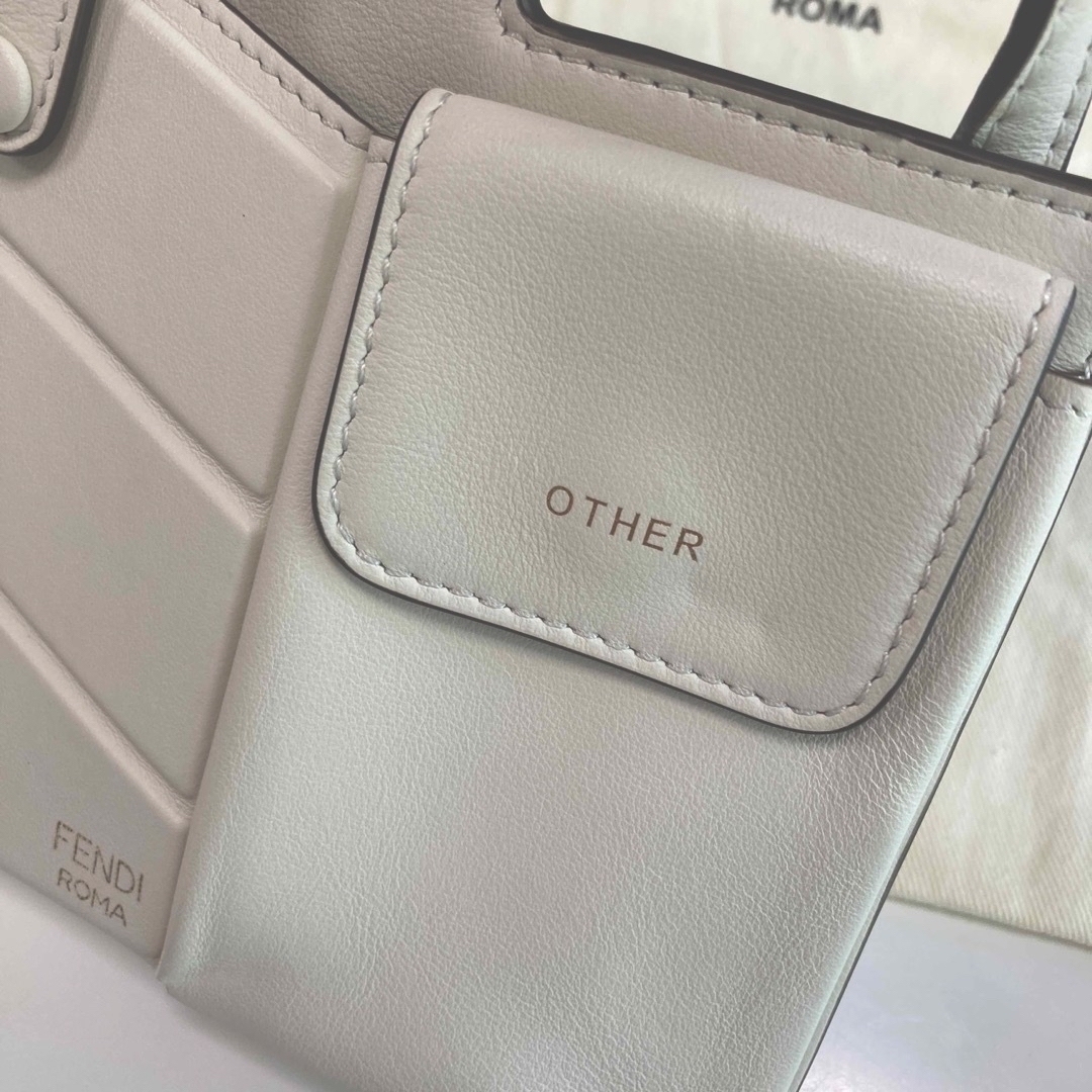 FENDI - ◇大人気◇フェンディ FENDI スマホケース スマホショルダーの