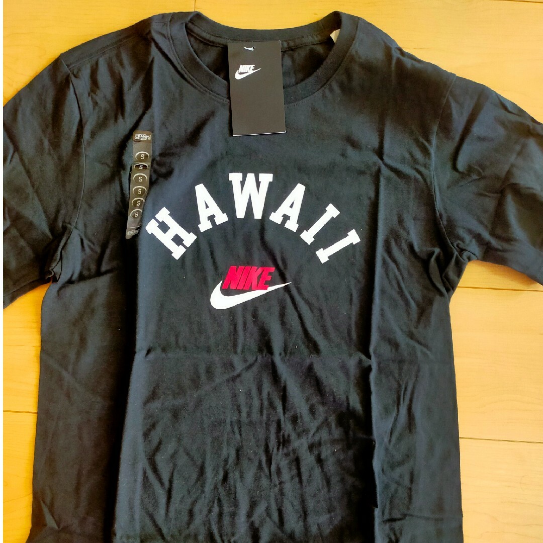【新品未使用】ナイキ×HAWAII限定　Tシャツセット　 USS レディースのトップス(Tシャツ(半袖/袖なし))の商品写真