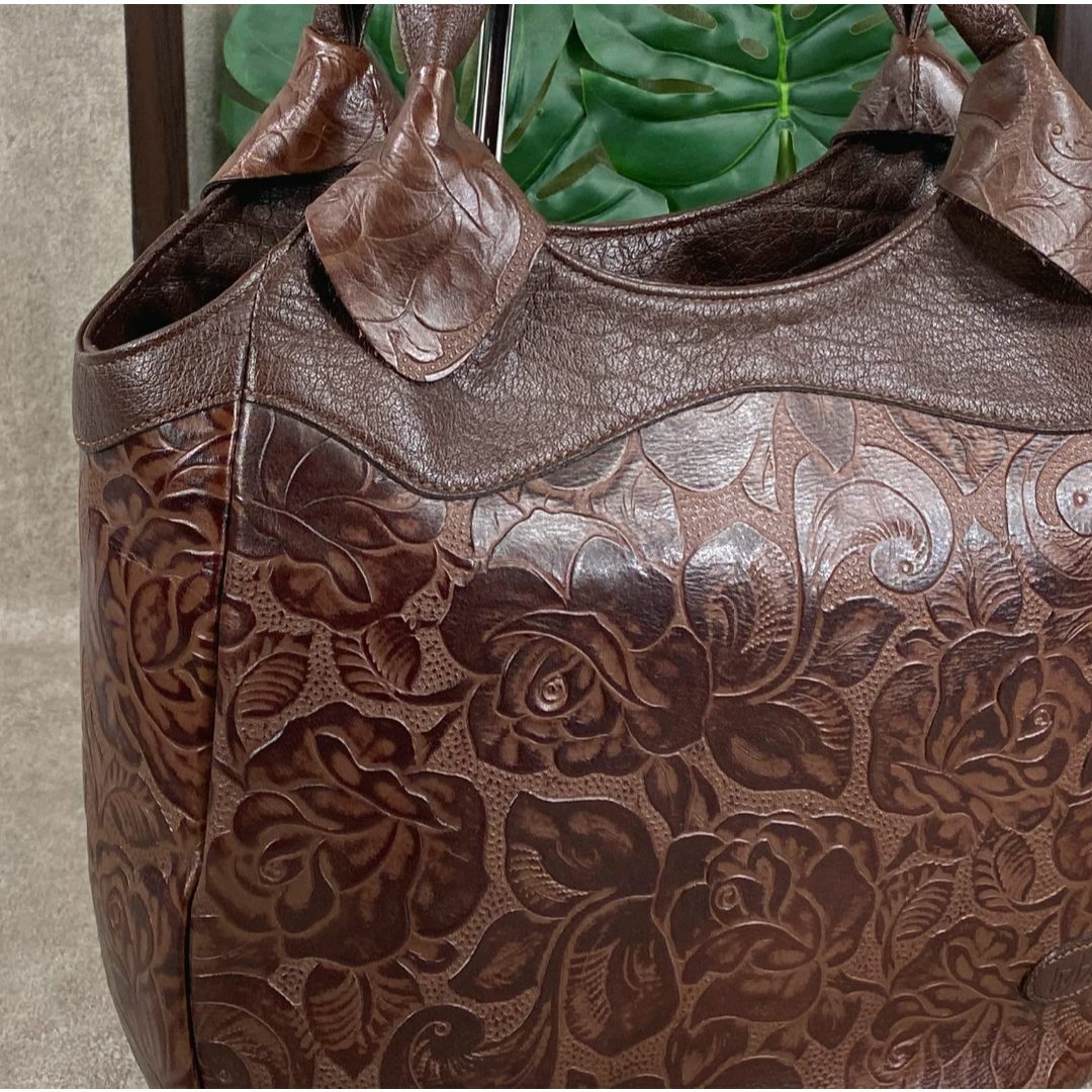 IBIZA イビザ 日本製 A４サイズ対応 バッファロー＆牛革 花柄型押 バッグ