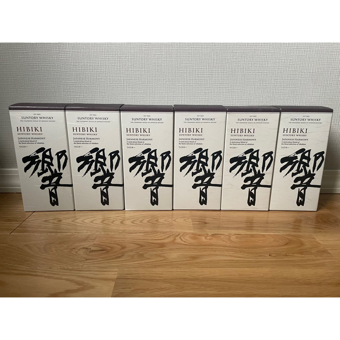 サントリー 響 ジャパニーズ ハーモニー 700ml 6本 サントリー 響 ジャパニーズ ハーモニー 700ml 6本