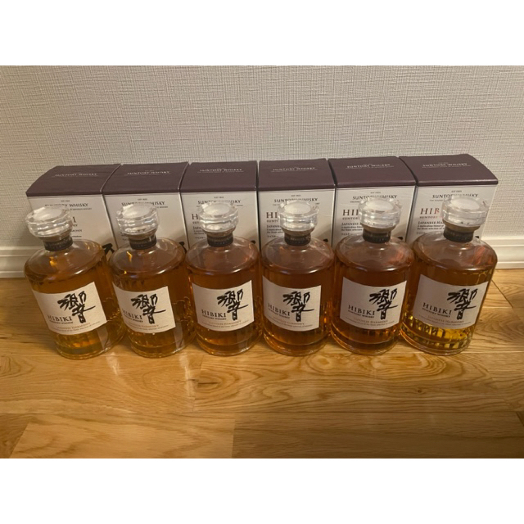 サントリー 響 ジャパニーズ ハーモニー 700ml 6本 サントリー 響 ジャパニーズ ハーモニー 700ml 6本