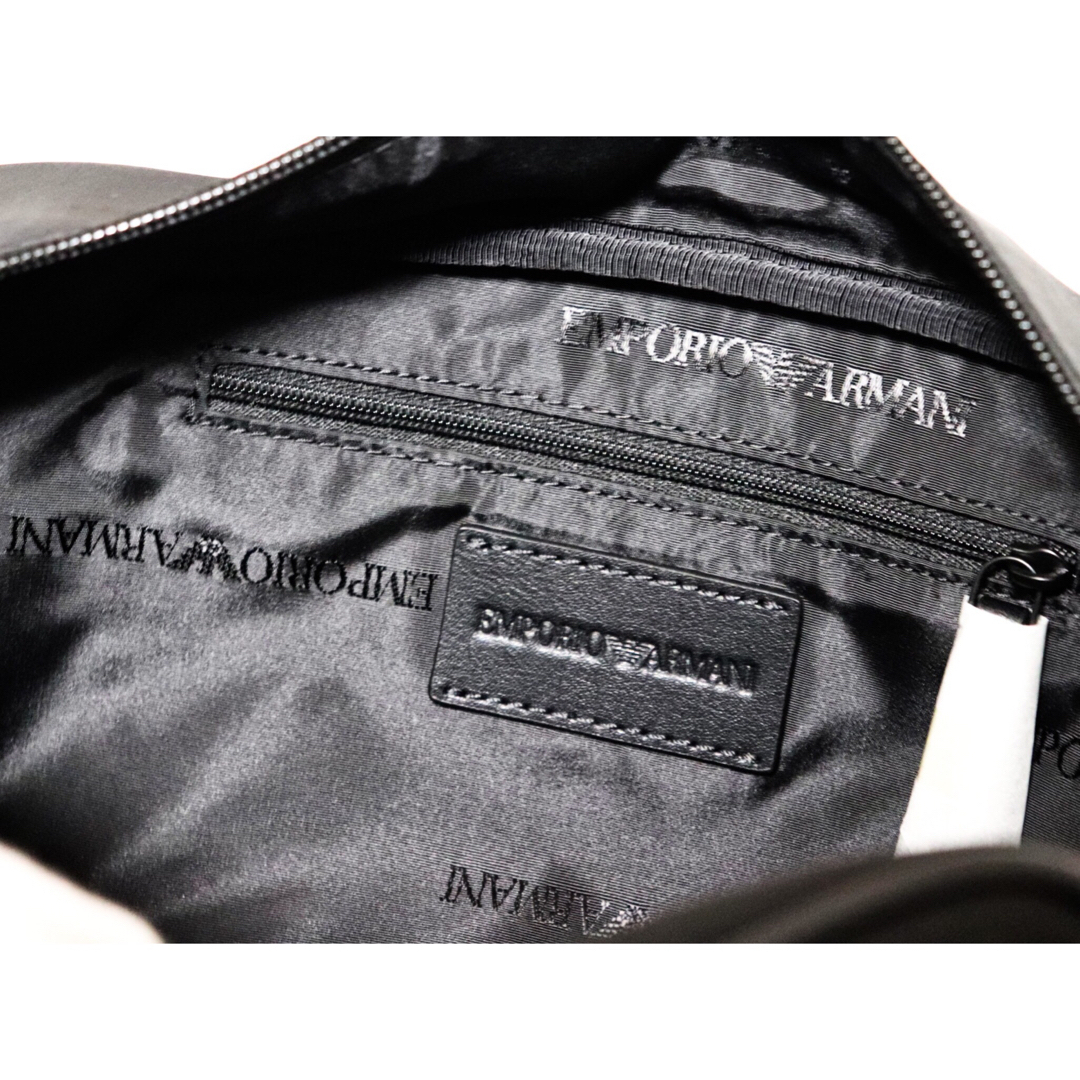 エンポリオアルマーニ》新品 トラベルエッセンシャル スクエア型