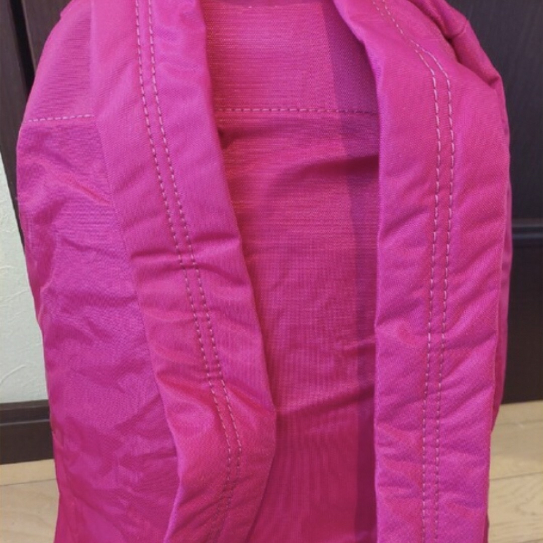 MARC JACOBS(マークジェイコブス)のマークジェイコブス　リュックピンク　美品　激可愛 レディースのバッグ(リュック/バックパック)の商品写真