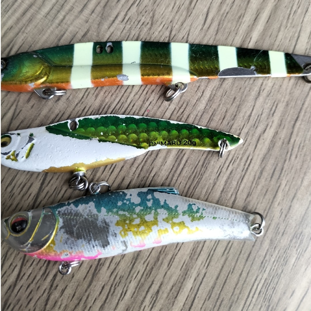 Megabass(メガバス)のビッグバッカー 107 オニマル20g レンジバイブ TG ３本セット スポーツ/アウトドアのフィッシング(ルアー用品)の商品写真