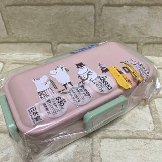 新品 送料込み　ムーミン　4点ロックランチボックス530ml  お弁当箱(弁当用品)