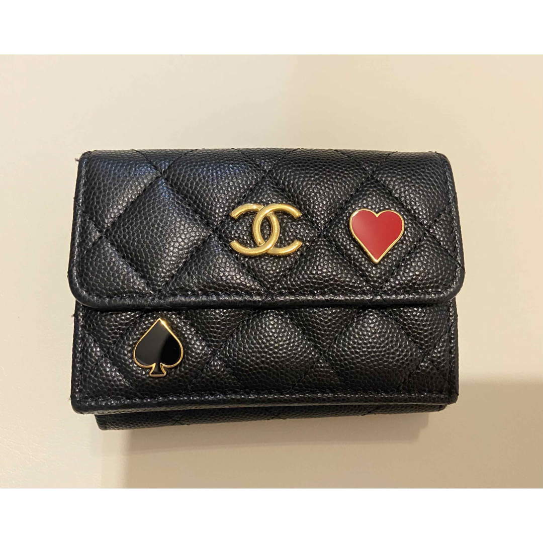 Chanel シャネル　ブラック　キャビアスキン財布